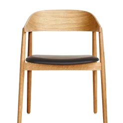 Andersen furniture - AC2 Armstol - Sort læder, mat lakeret ben