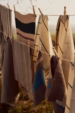 Andersen Furniture - Andersen Viskestykke - Grøn/Brun