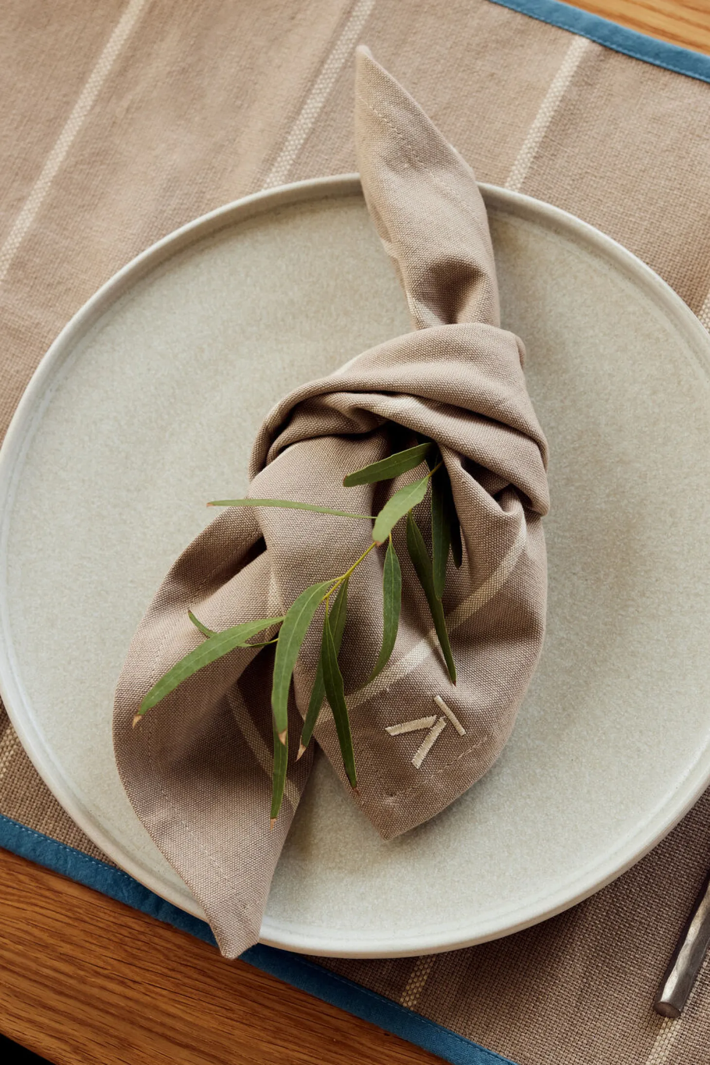 Andersen Furniture - Andersen Dækkeserviet - Beige/Blå