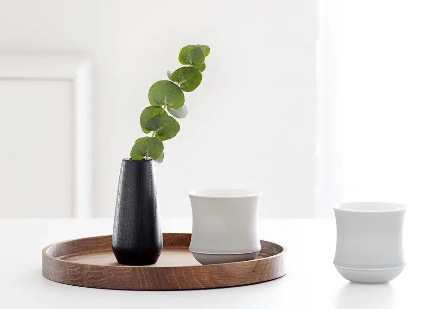 Applicata bakke - Luna Tray i røget eg - Ø28 cm