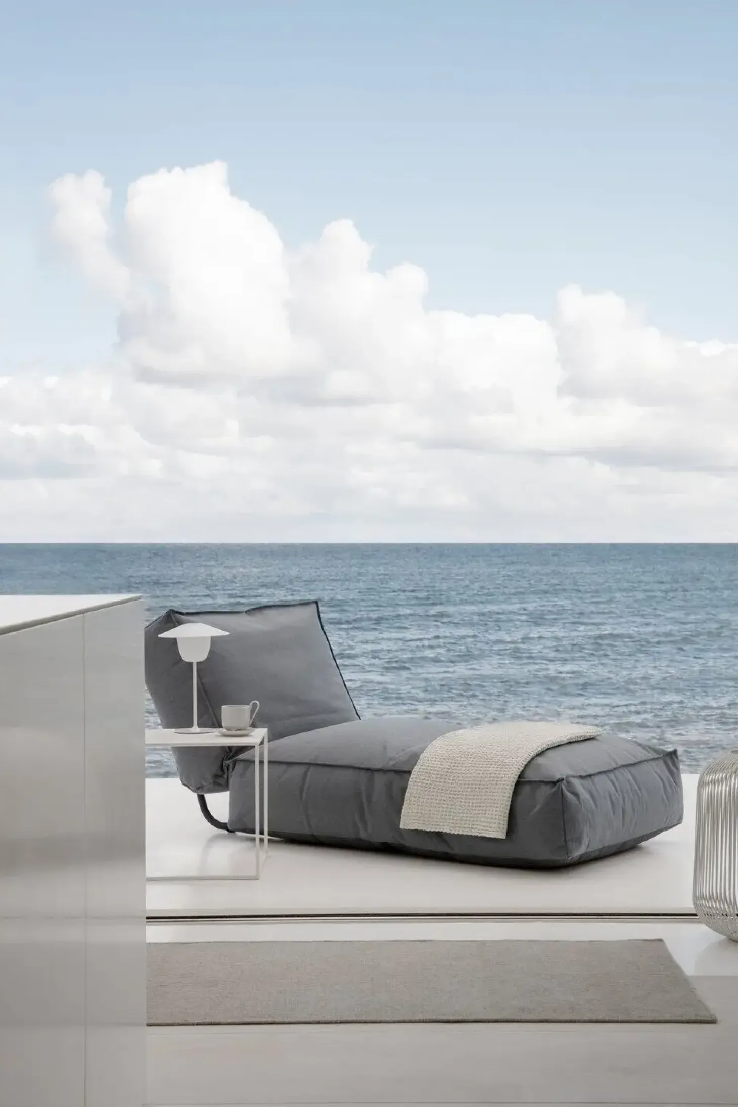 Blomus - Daybed - STAY - Stone - Lysegrå - 120x190 cm