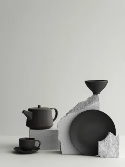 Blomus - Dessert Plate - Espresso - KUMI