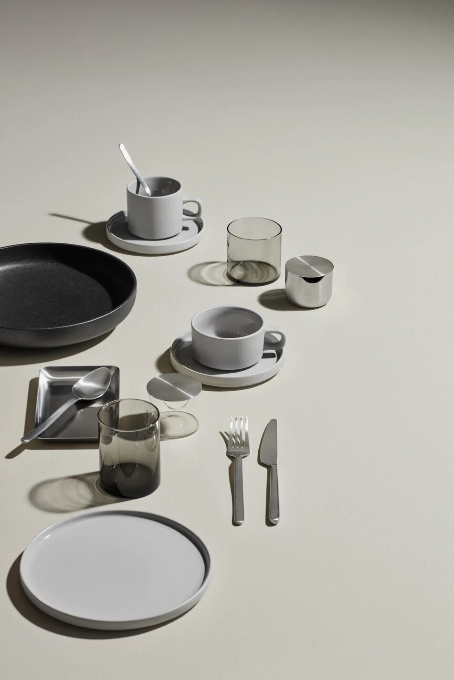 Blomus - Dinner Plate - Mirage Gray - PILAR