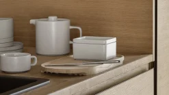 Blomus - Tray/Cutting Board - H 2 cm, B 17 cm, T 32 cm - ZEN