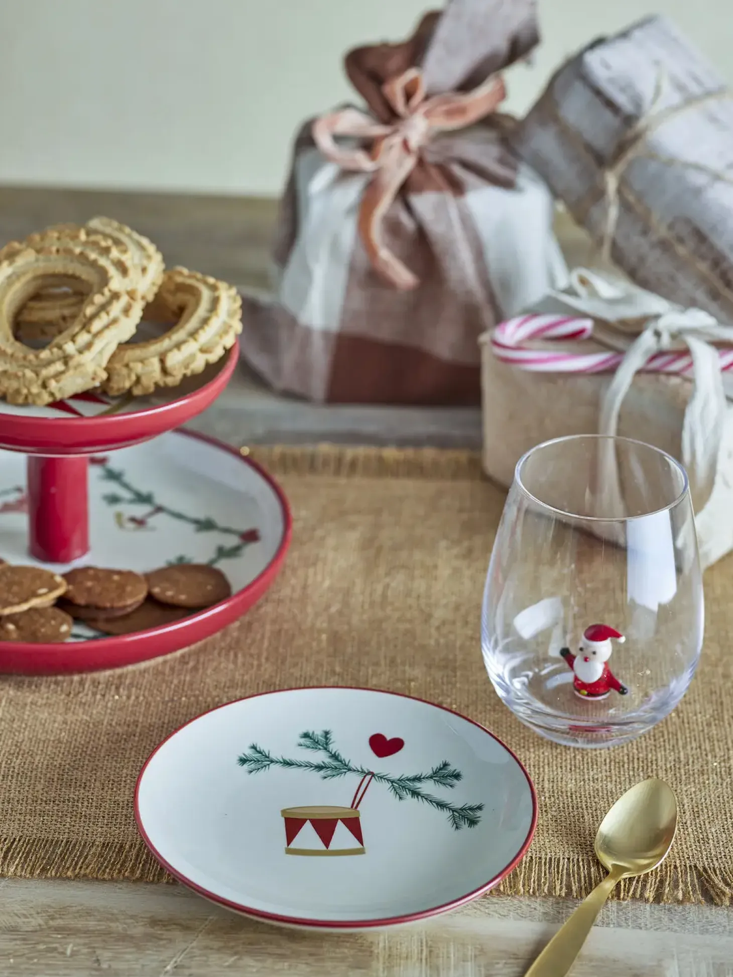 Bloomingville - Yule Juletallerken, Natur, Stentøj - 2 styk - Ø 16 cm