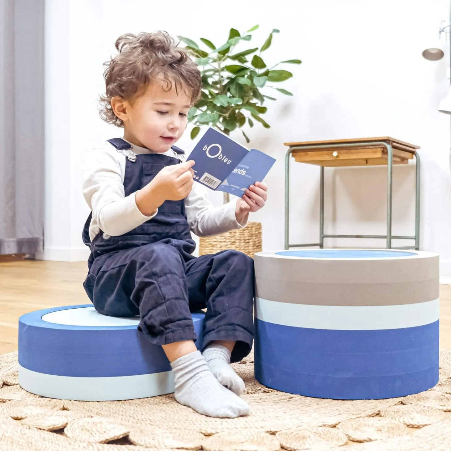 Bobles - Tube M Blue