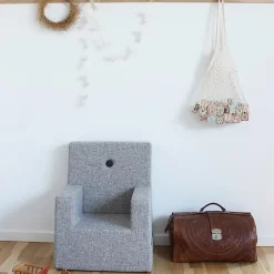 By KlipKlap børnestol - KK Kids chair - Multigrå med grå knap