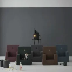 By KlipKlap børnestol - KK Kids chair XL - Dyb grøn med lysegrøn knap