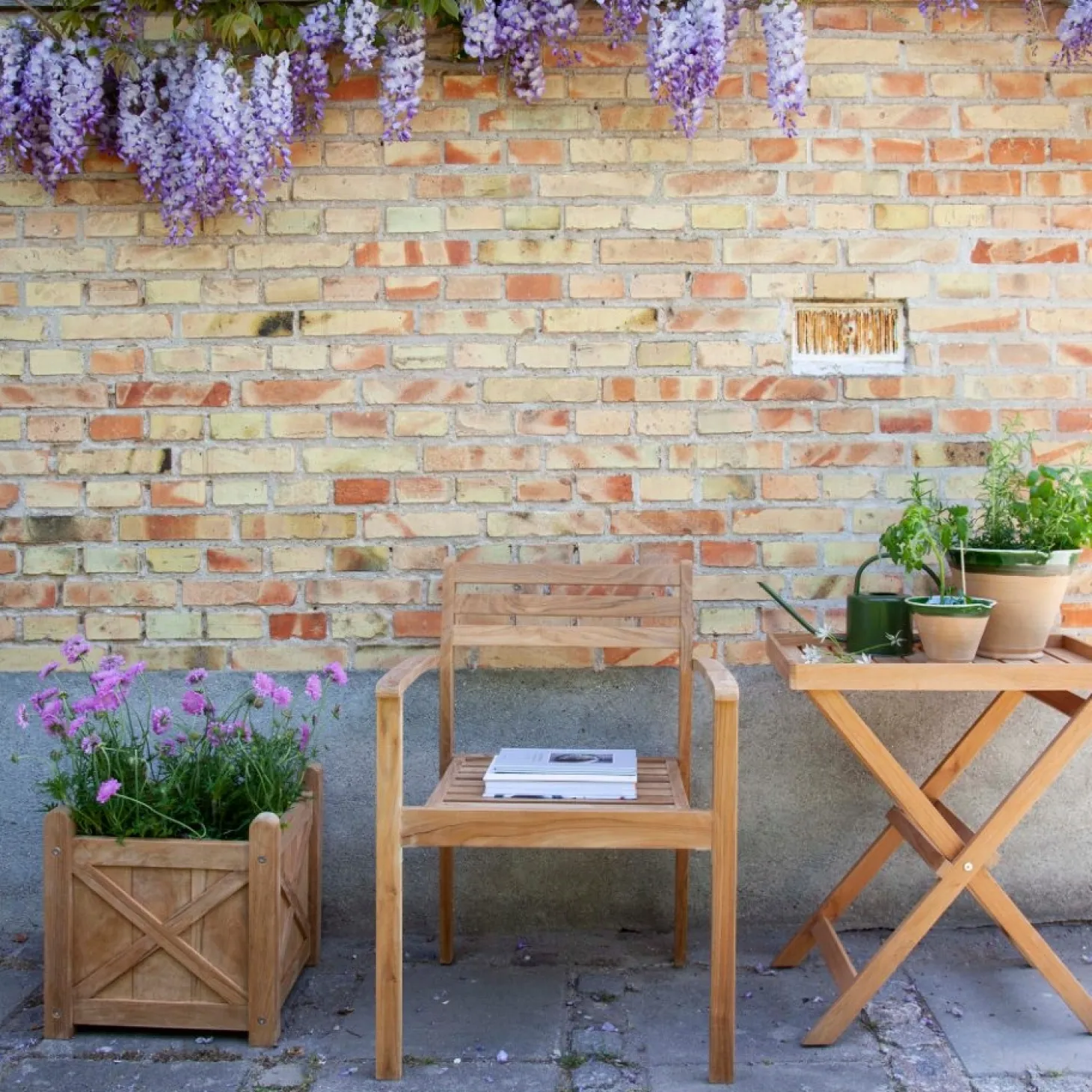 Cinas - Bakkebord 60x40cm teak