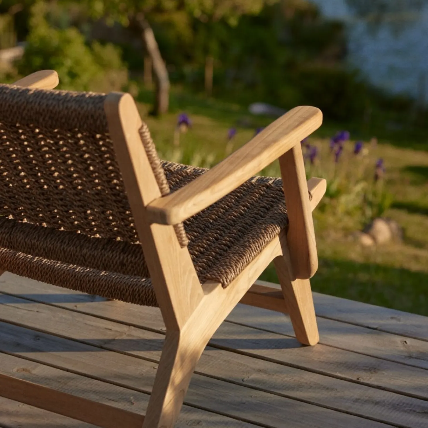Cinas - Eya Garden lounge stol i teak med Viro reb til udendørs brug