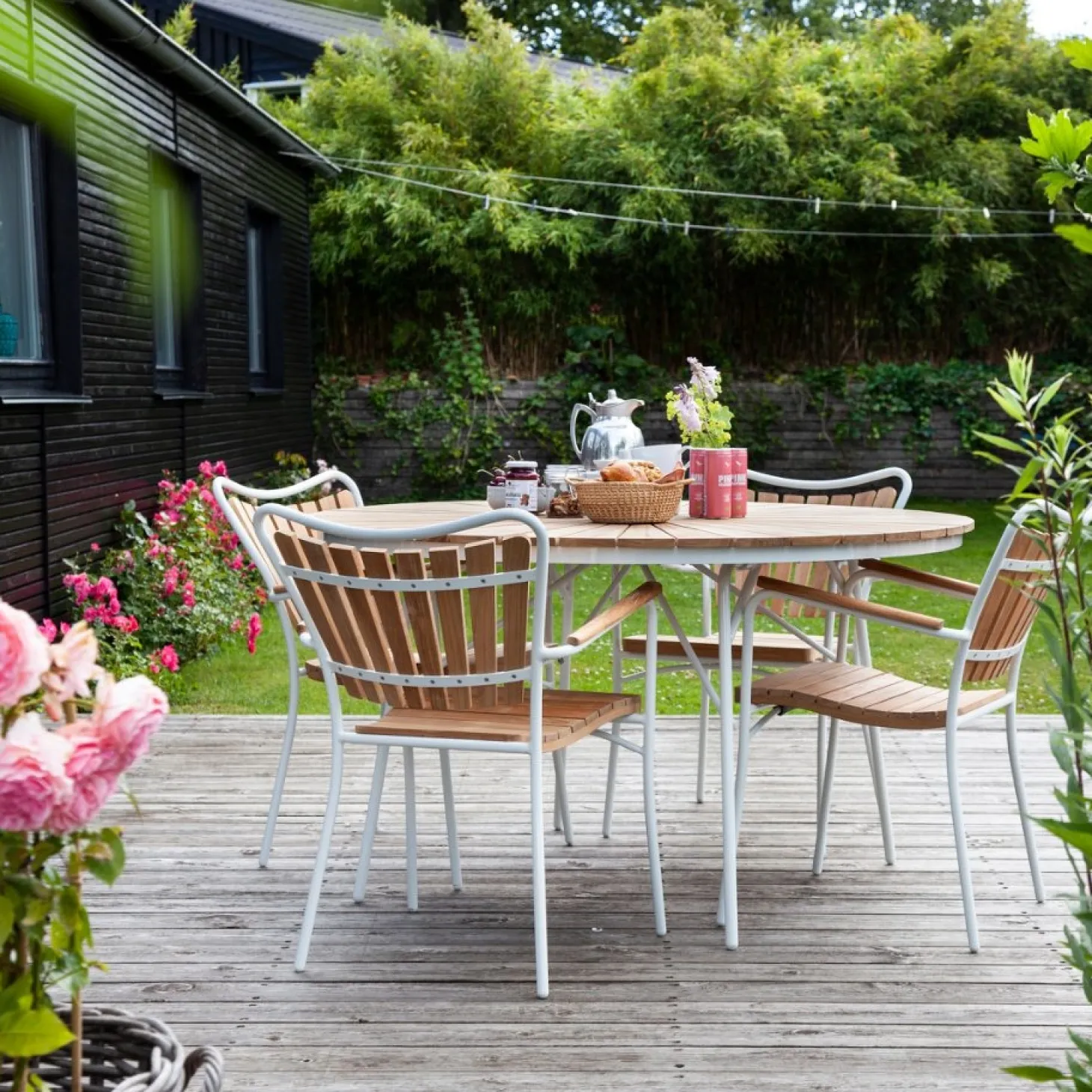 Cinas - Havebord - Ellen bord Ø110cm hvid/teak