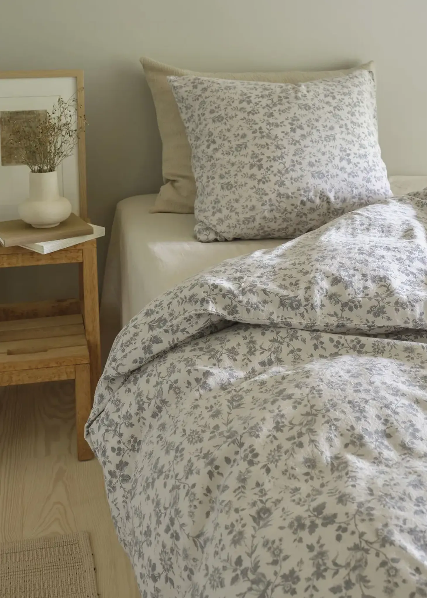 Compliments - Blossom Bed Linen - 140x220/60x63 cm - Moon
