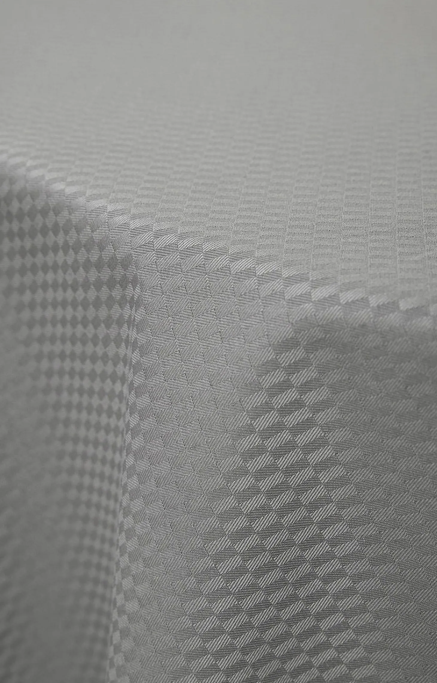 Compliments - Dug - Tile Damask Table Cloth dia. 200 cm - Sølv grå