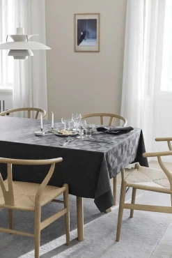 Compliments - Dug - Wind Damask 160x270 cm - Grå