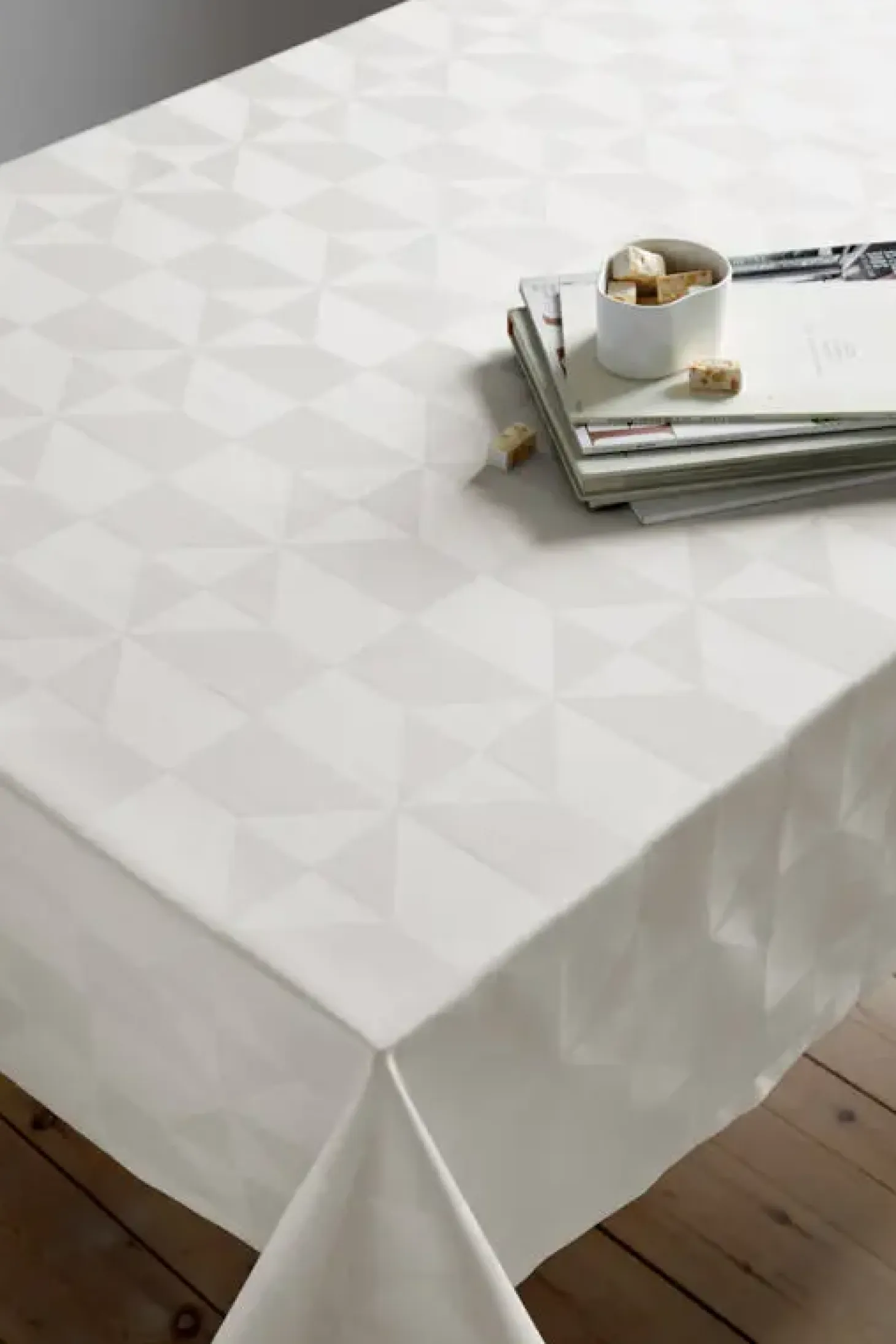 Compliments - Dug - Wind Damask 140x180 cm - Cream