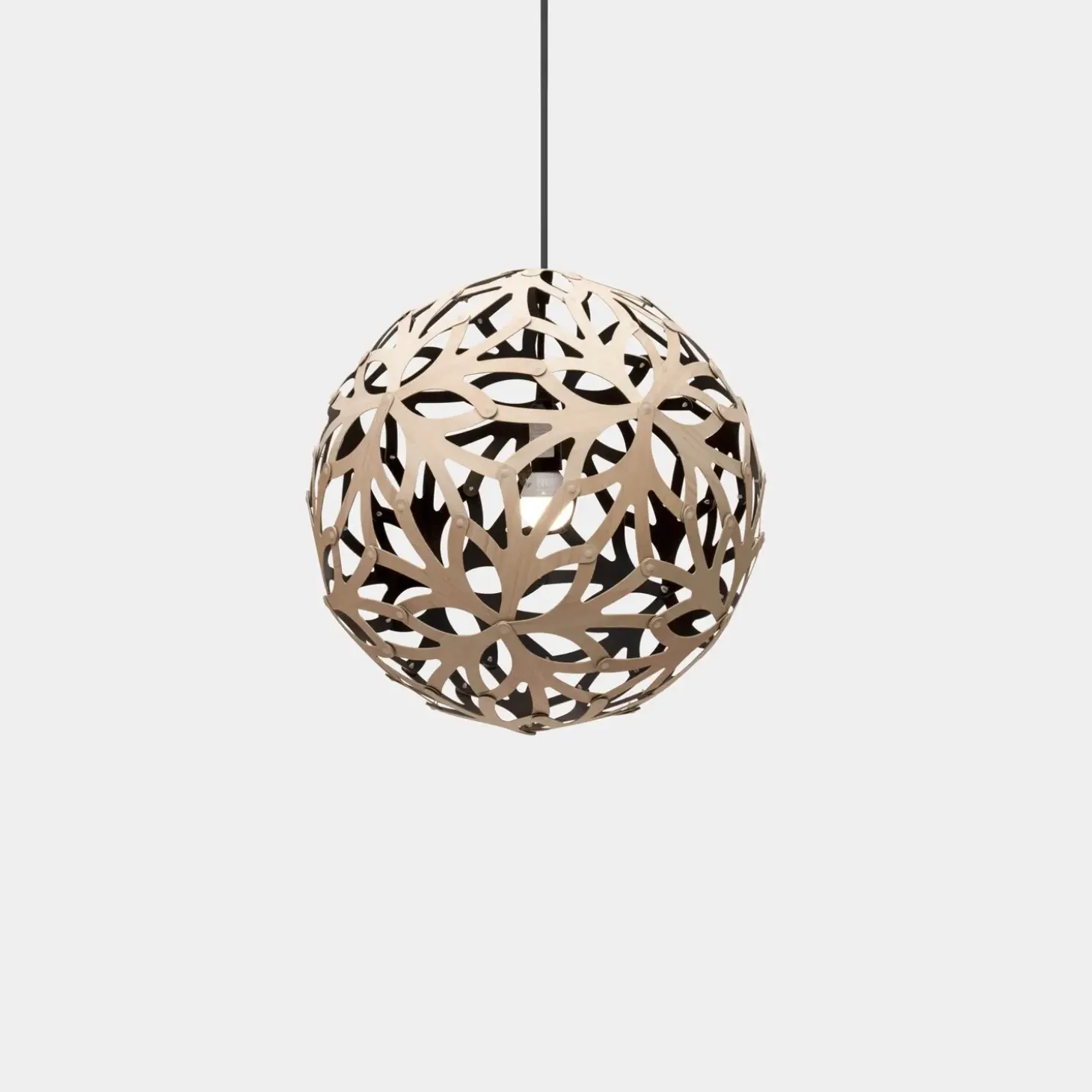 David Trubridge - Floral Pendel - Sort/natur Ø 40 cm