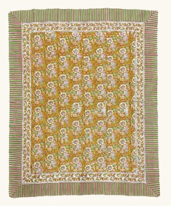 Doing Goods - Dug / sengetæppe - Stor - Marigold - 240 x 280 cm