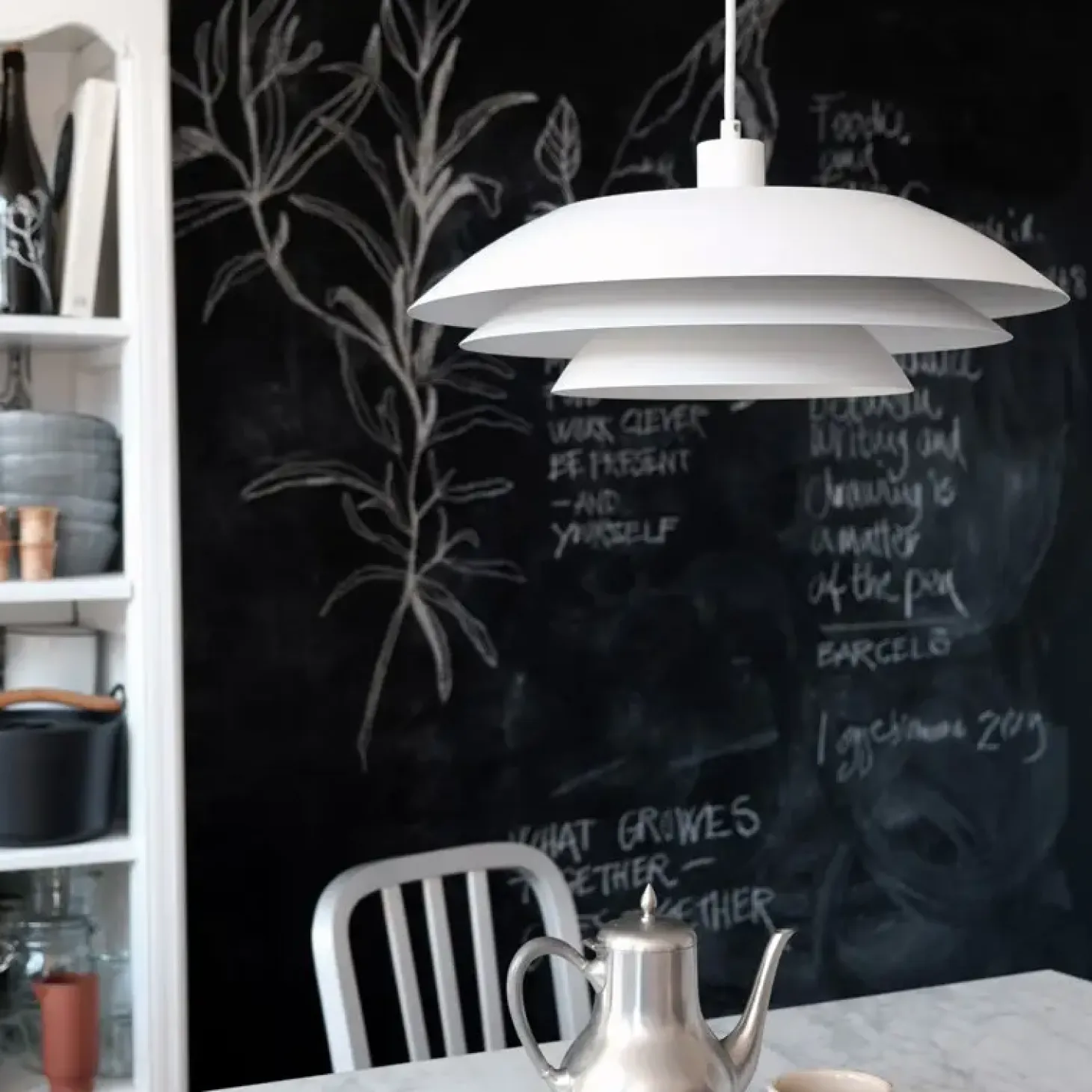 Dyberg Larsen - DL45 pendel Lampe - Mat hvid, 45 cm x 13 cm