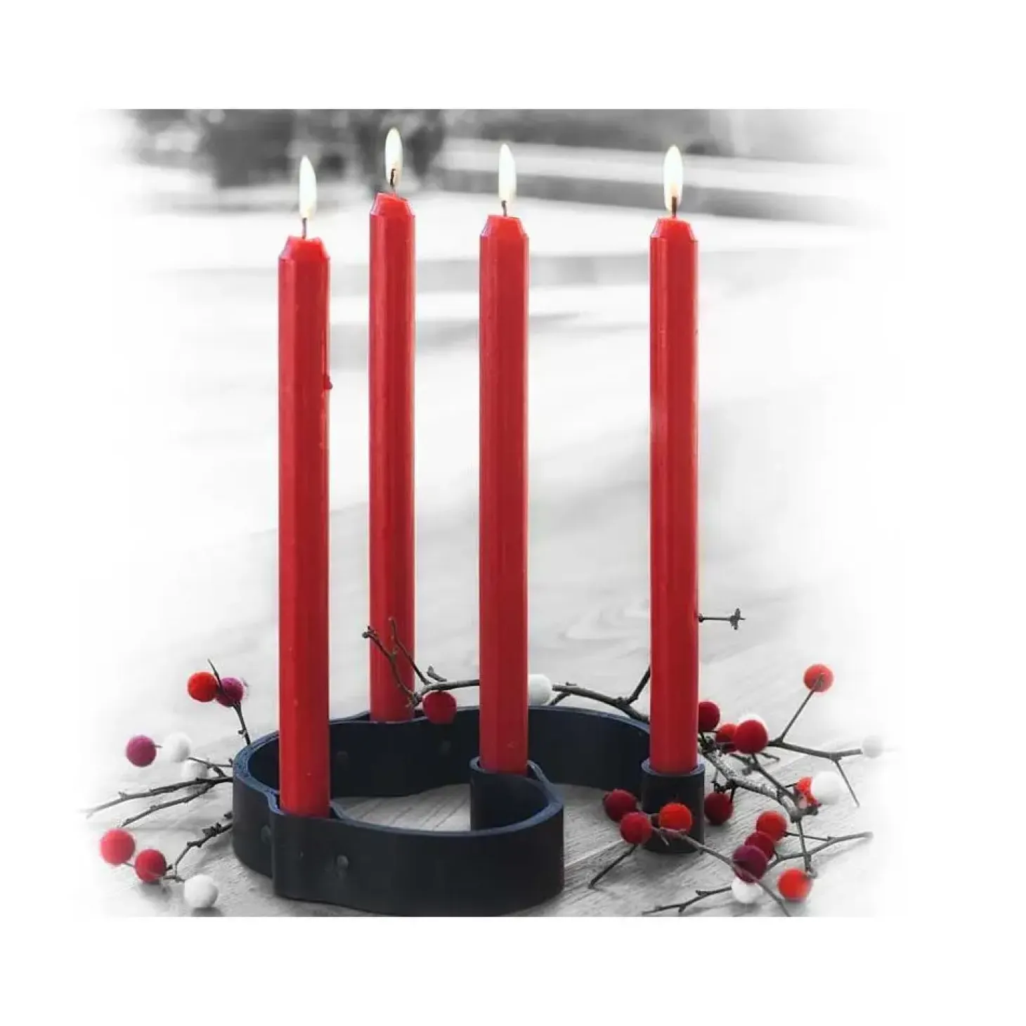 Ekta Living - Lysestage i læder - Belt 4 Candles - Sort læder