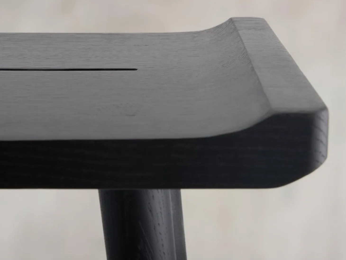 Ekta Living - Skammel - Scala Stool - Sort eg
