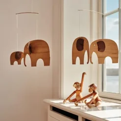 Flensted hanging art - Baby Elefanter mobile - Træ