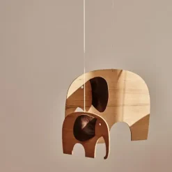 Flensted hanging art - Baby Elefanter mobile - Træ