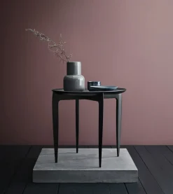 Fritz Hansen - bakkebord - Tray Table - sort - Ø 45 cm