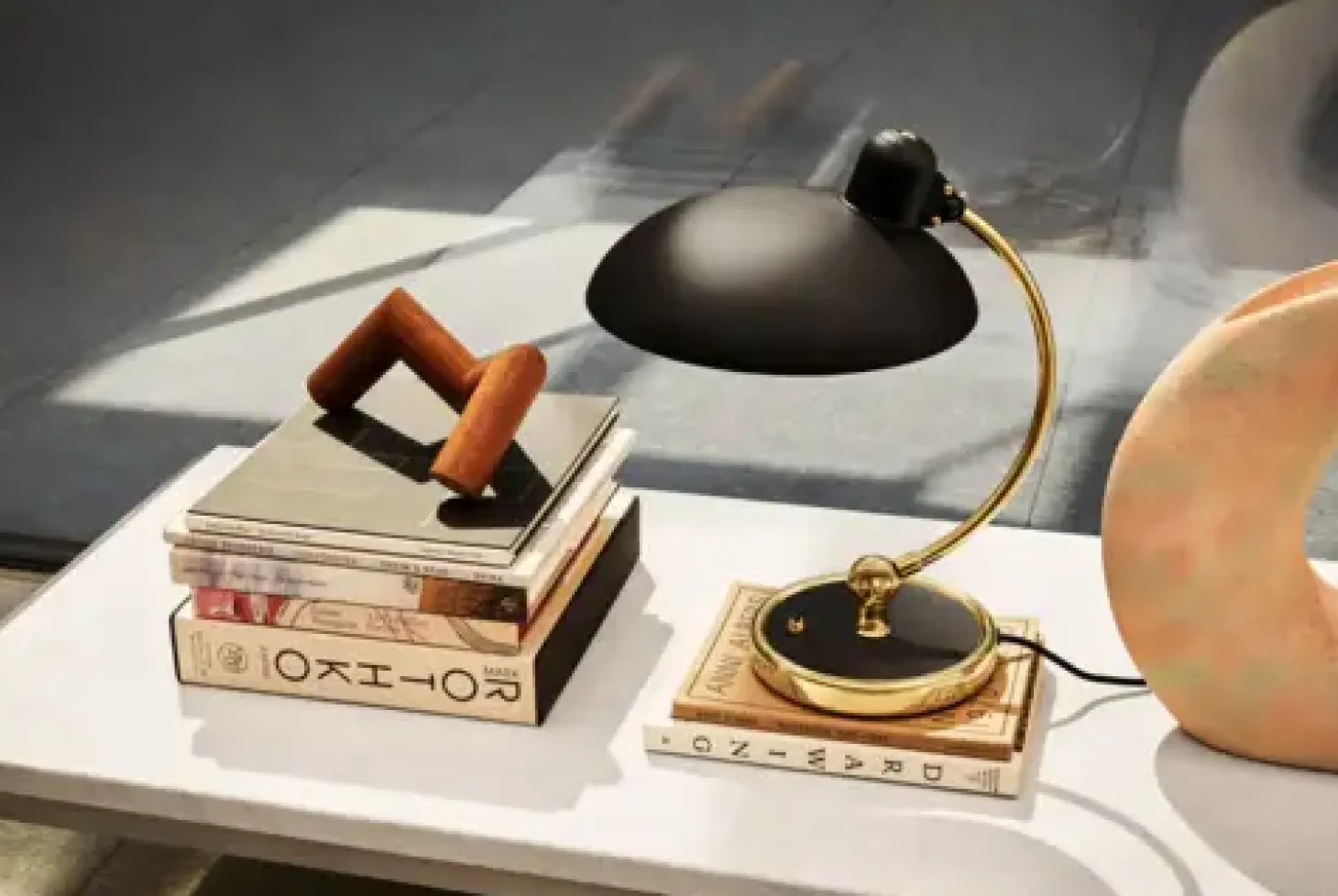 Fritz Hansen - Bordlampe - Kaiser Idell 6631-T - Mat Sort/Messing