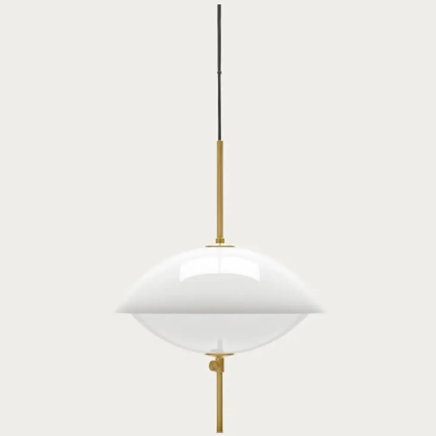 Fritz Hansen - Loftlampe - Clam - Opal/Messing - Ø44