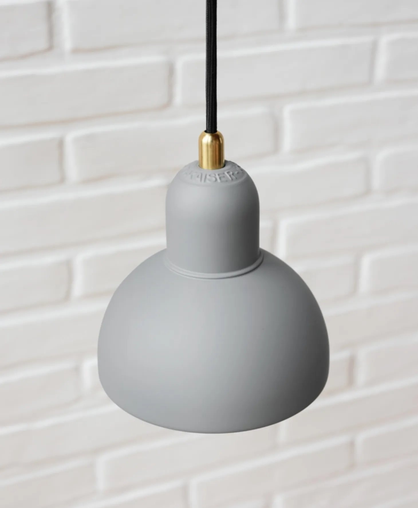 Fritz Hansen - Loftlampe - Kaiser Idell 6722-P - Mat Grå