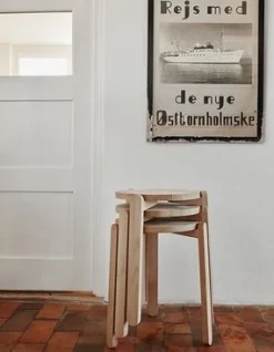 Fritz Hansen - Nomad taburet - Eg