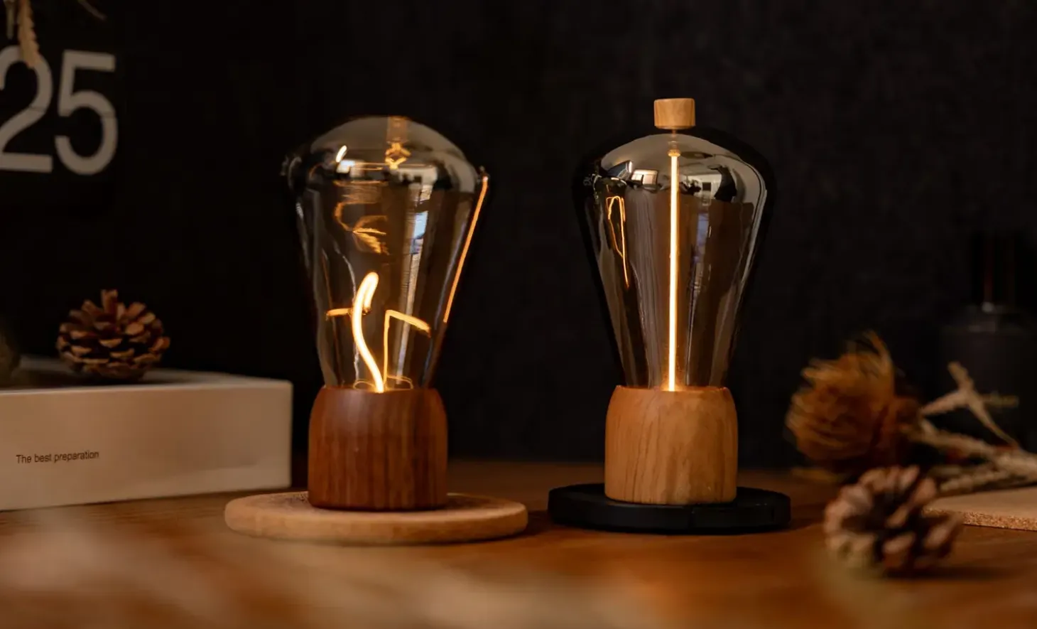 Gingko - Bordlampe - Opal Drift Light - Valnød