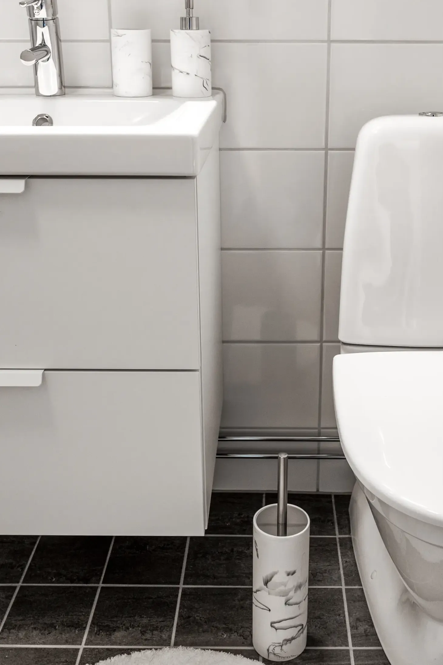 Habo - Toiletpapirholder - Marble/Marmor - H: 67 cm