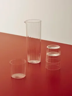 Hay - Angle Carafe - 0,9 litre - Clear