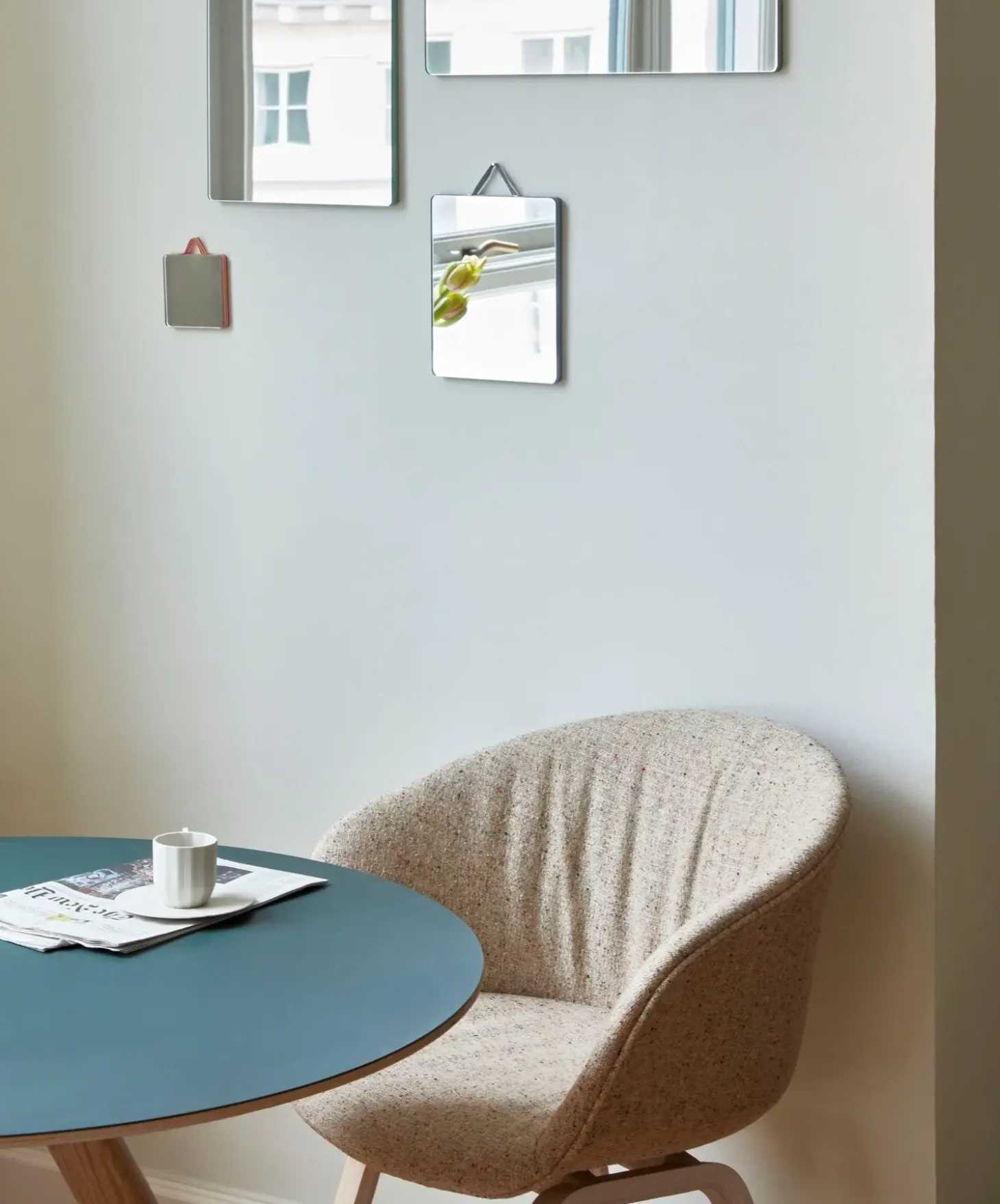 HAY - Bord - CPH25 - Grøn / Matlakeret eg - Ø 140 cm