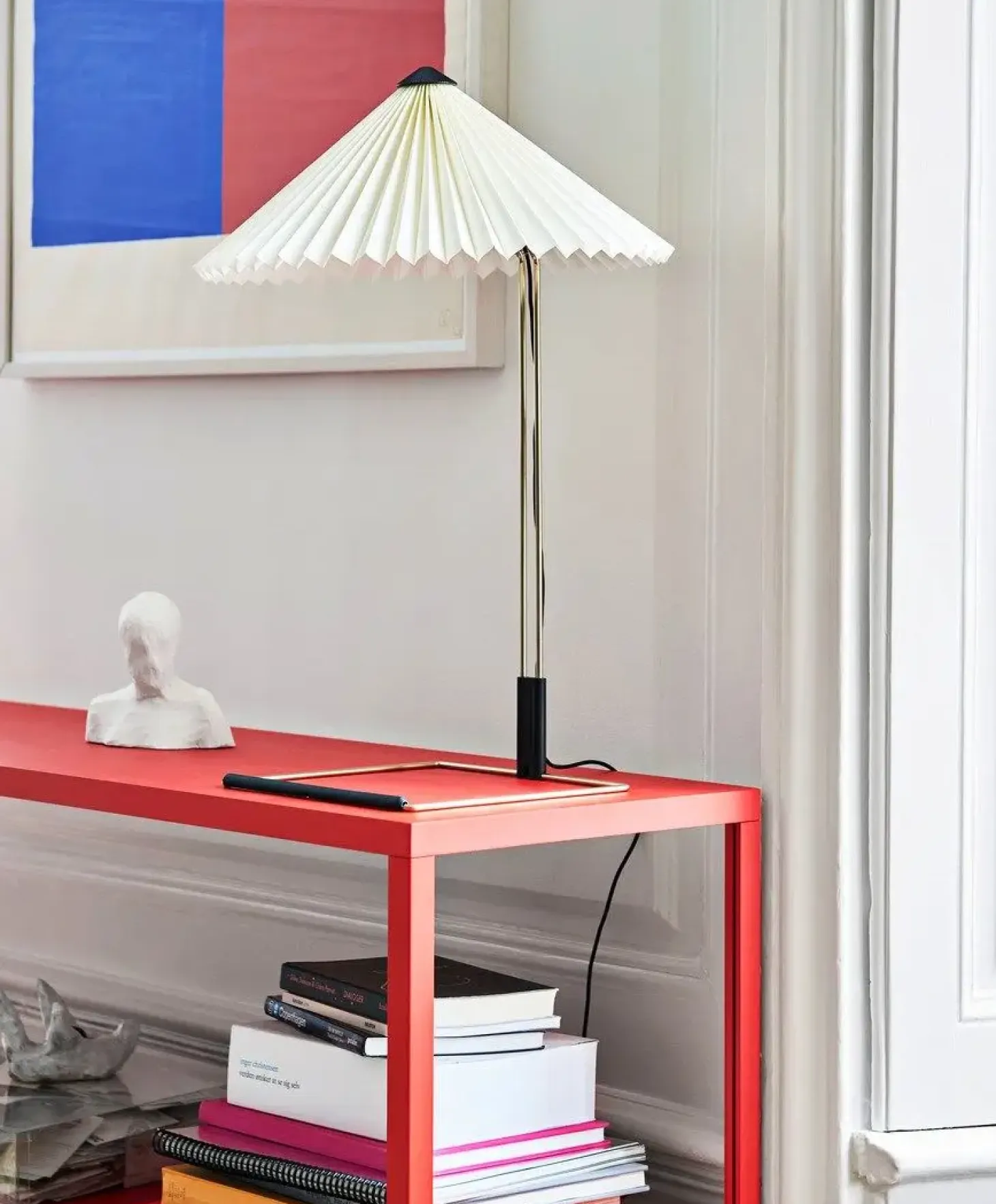 HAY - Matin bordlampe - med hvid skærm - Small - Højde 38 cm