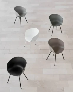 Hay - Stol AAC26 - Beton grå med sorte ben - about a chair AAC26