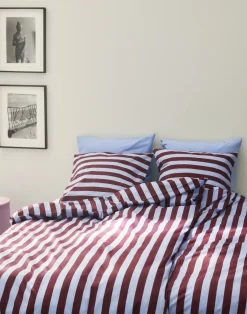 HAY - Été Bed Linen - Dynebetræk - bordeaux og sky blue (140 x 200 cm)