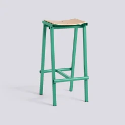 HAY - Taburete 8 Bar Stool - Green Jade - Lacquered Oak Veneer Seat - Høj model 75 cm