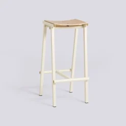 HAY - Taburete 8 Barstol - Eggshell - Lacquered Oak Veneer Seat - Høj model 75 cm