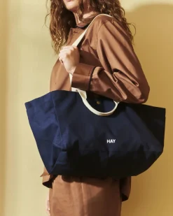 Hay - Weekendtaske - Midnight Blue - H26 x W35.5 x L20 cm