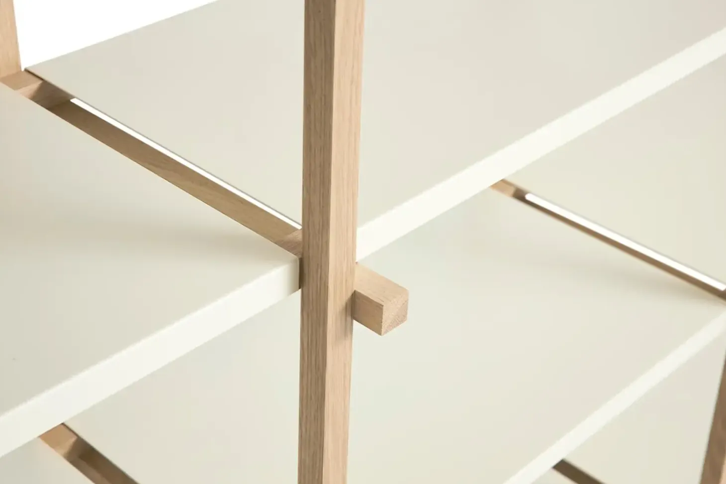 Hay - Woody Reol Shelving 2.0 Low - Hvid/Eg - 9 hylder