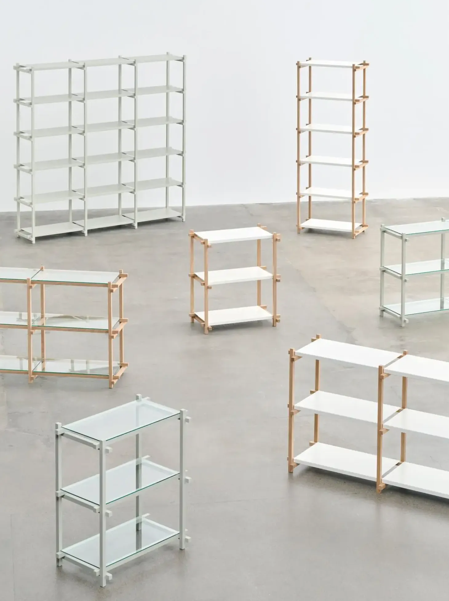 Hay - Woody Shelving 2.0 Column Low - Klar Glas/Eg - 9 hylder