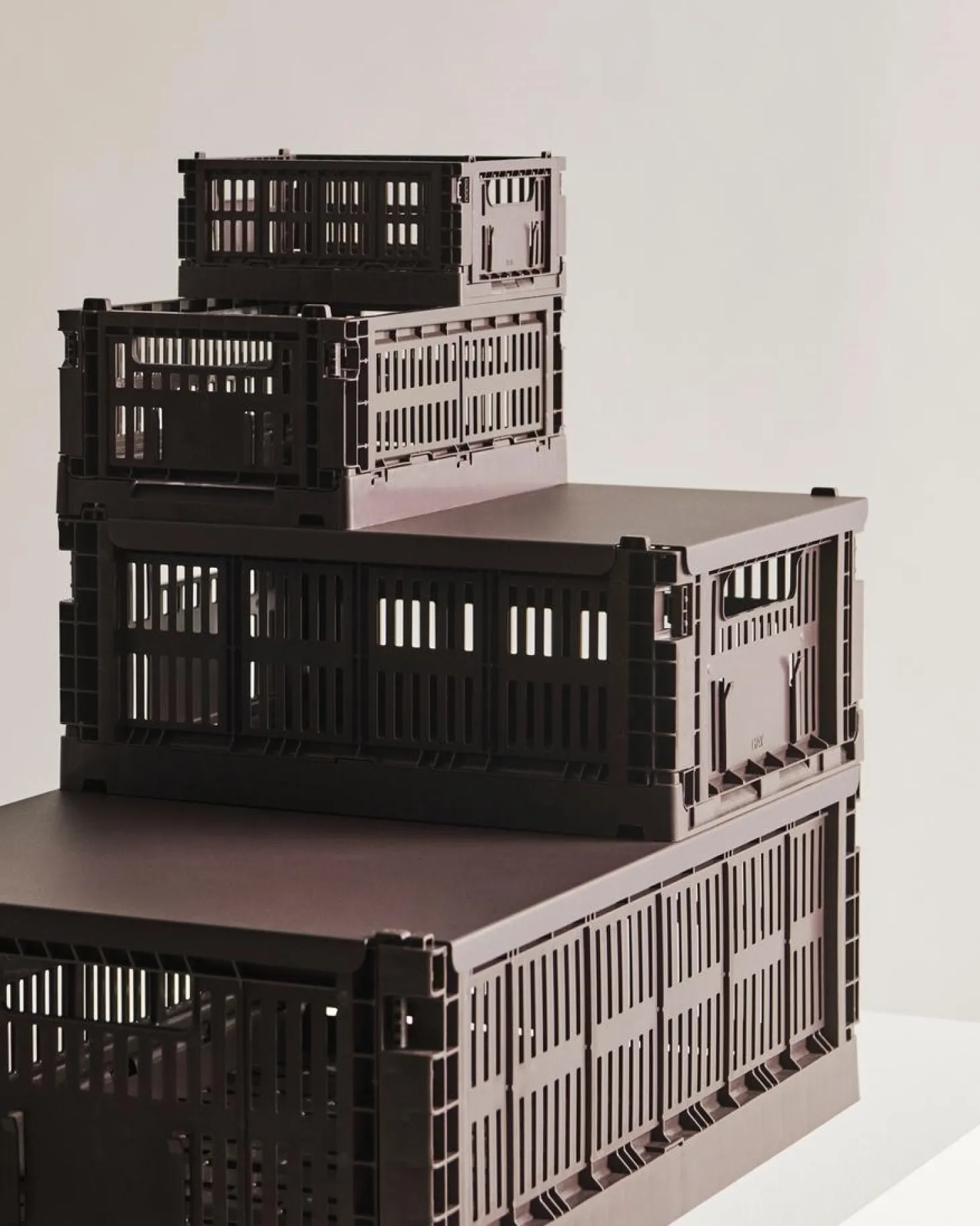 HAY Colour Crate Lid Metal - Large - Bordeaux