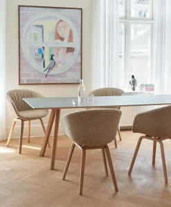 Hay spisebord CPH30 - 250 x 90 cm - Cremet hvid (off white) og ben i lakeret eg - cph 30