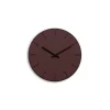 Hemverk - Vægur - Mørk Eg/Burgundy - Sorte visere - Ø28 cm