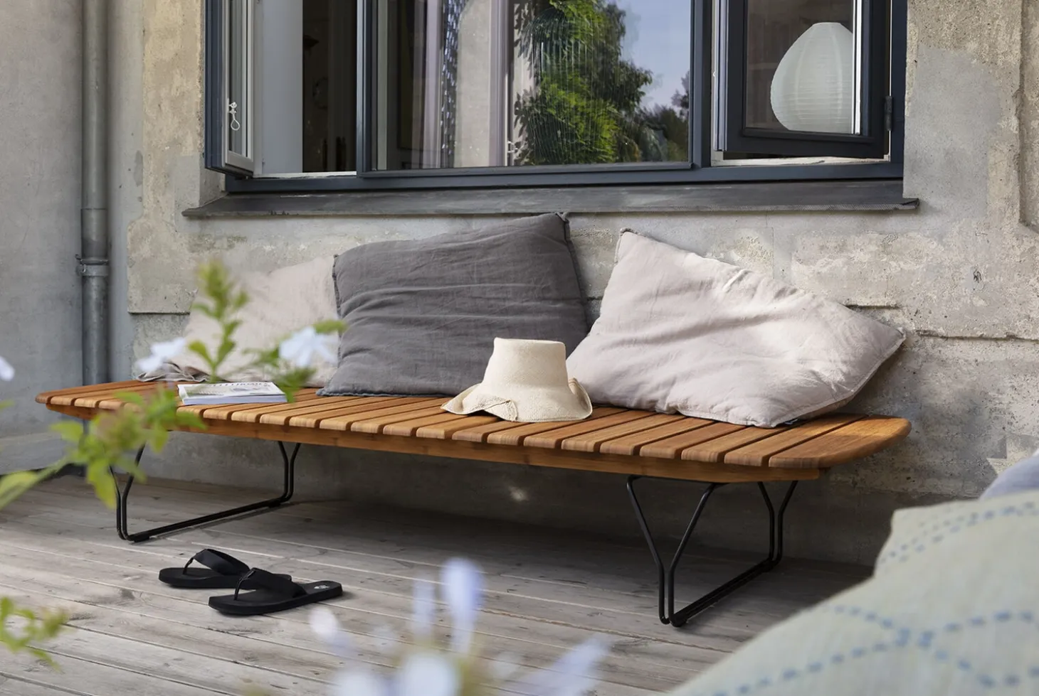 Houe - MOLO Sunbed - Bamboo. Frame