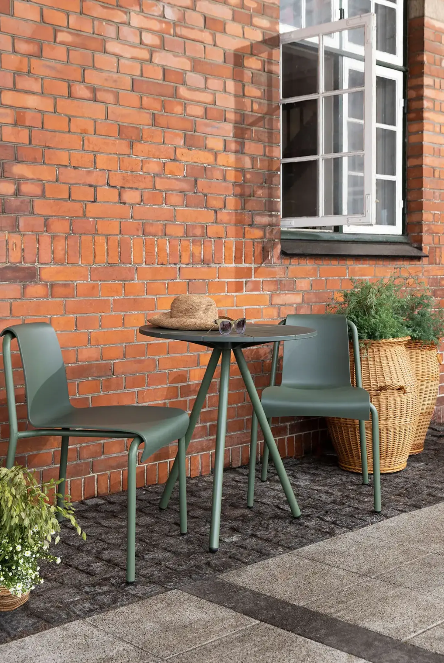 Houe - NAMI Café table - Olive green