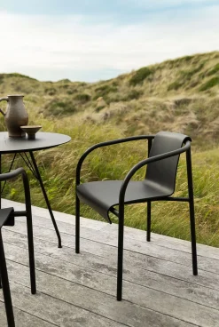 Houe - NAMI Dining chair with armrest - Dark grey