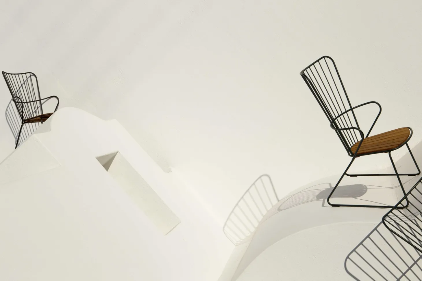 Houe - PAON Lounge chair - Midnight. Seat
